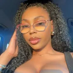 Pearl photo on Jungo Live