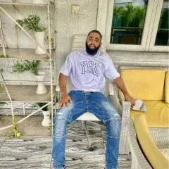 Saro photo on Jungo Live