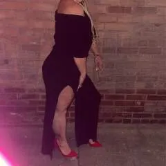 Bee Bee photo on Jungo Live