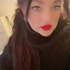 Chey photo on Jungo Live