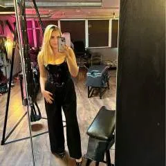 Charlotte photo on Jungo Live