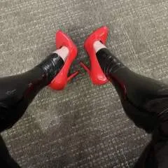 Mistress Bella photo on Jungo Live