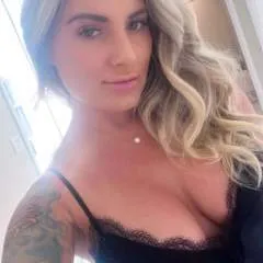 Mistress Shopia photo on Jungo Live