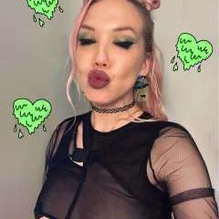 Chloe photo on Jungo Live