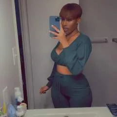 Lisa photo on Jungo Live