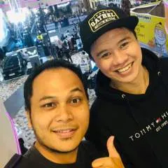 Joe Fialova photo on Jungo Live