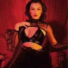 Lady Perse photo on Jungo Live