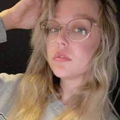 Sabrina photo on Jungo Live