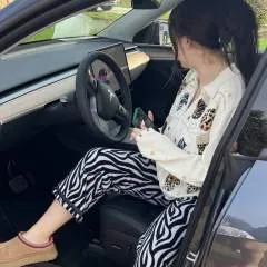 Lady Lydia photo on Jungo Live