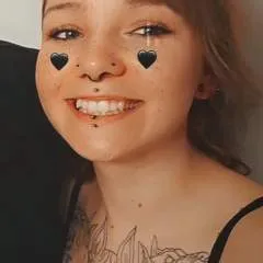 Stella Carl photo on Jungo Live