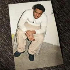 Naz photo on Jungo Live