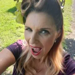 Debbie photo on Jungo Live