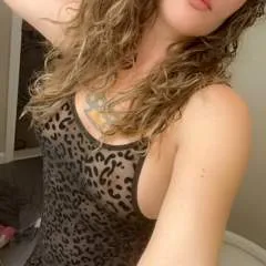 Milfymel photo on Jungo Live