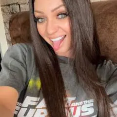 Casey Mae photo on Jungo Live