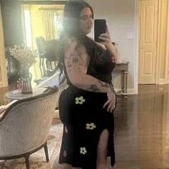 Hel La Betch photo on Jungo Live