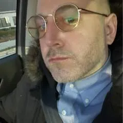 Bibliophile........ photo on Jungo Live