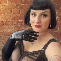 Crystal........ photo on Jungo Live