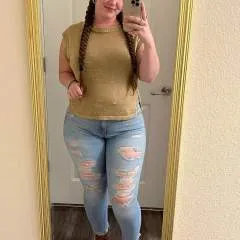 Evelyn photo on Jungo Live