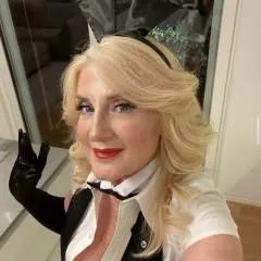 Sexymisslaura photo on Jungo Live