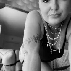 Mistresslilliana27 photo on Jungo Live