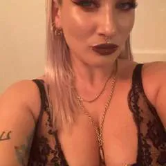 Goddess Gold photo on Jungo Live