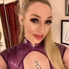 Mistress Yulia photo on Jungo Live