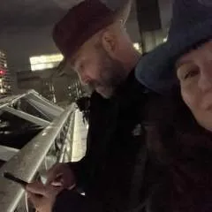 Naughtycouple photo on Jungo Live