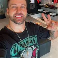 Gifford photo on Jungo Live