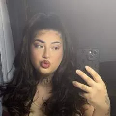 Rozayy photo on Jungo Live