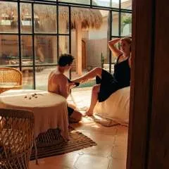 Mistress Charlotte photo on Jungo Live