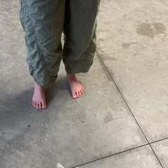 Feetslave photo on Jungo Live