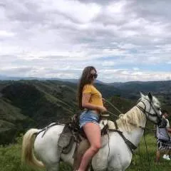 Mariana photo on Jungo Live