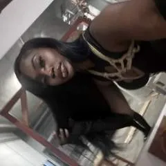 Mistress_dee photo on Jungo Live