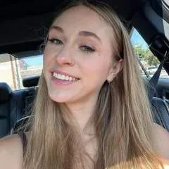 Sandra Brett photo on Jungo Live