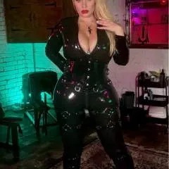 Jully photo on Jungo Live