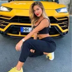 Sarah photo on Jungo Live