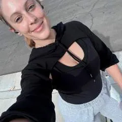 Ashley photo on Jungo Live