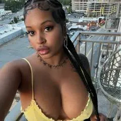 Mistress Kitana photo on Jungo Live