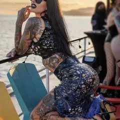 Mistress Damazonia photo on Jungo Live