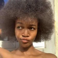 Tina photo on Jungo Live