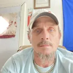 Christy photo on Jungo Live