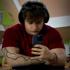 Lucas photo on Jungo Live