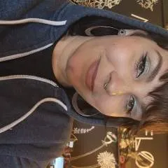 Hungrygurl photo on Jungo Live