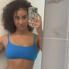 Mistresscaro photo on Jungo Live