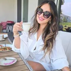 Misstres-lana photo on Jungo Live