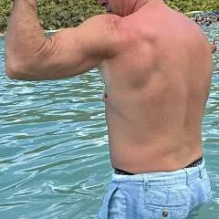 Oly And Anna photo on Jungo Live