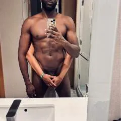 Desirechocd photo on Jungo Live