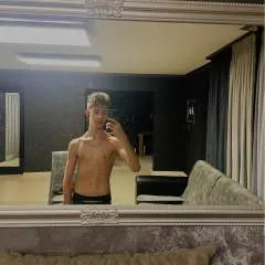 Tonybrt66 photo on Jungo Live