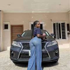 Queen Isabella photo on Jungo Live