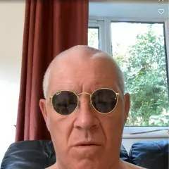 Slap photo on Jungo Live